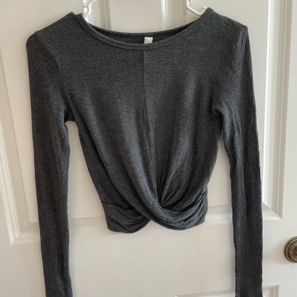 ALO Yoga Gray Long Sleeve